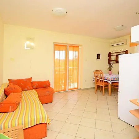 Darko 1 Apartament *